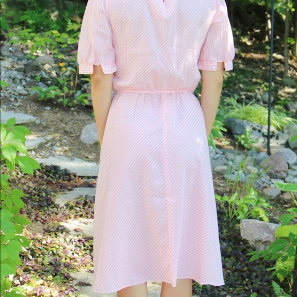 50's style baby pink pinstripe dress - Picture 5 of 8